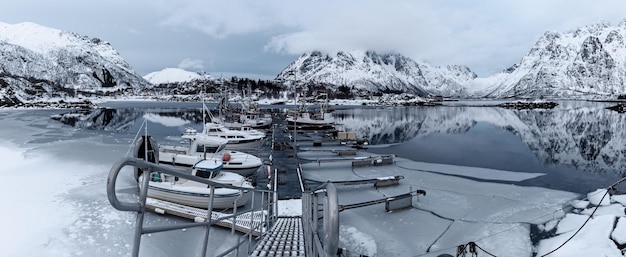 Inverno Norvegia lago