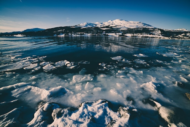 Inverno Norvegia lago