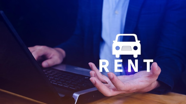 Investimento nel trasporto di veicoli e mutuo per auto concetto finanziario Realtors mette a mano con l'icona auto e la parola RENT Rent a car