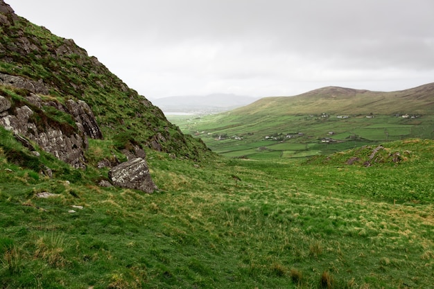 Irlandese paesaggio scenico erba all&#39;aperto giorno