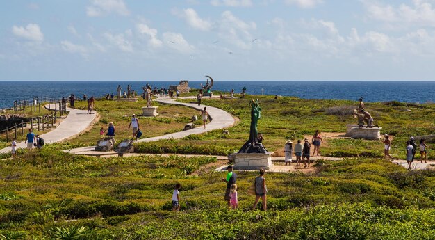 Isla Mujeres Cancun Messico Viste del parco di Punta Sur con le rovine maya spettacolari