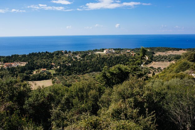 Isola di cefalonia scogli senza spiaggia