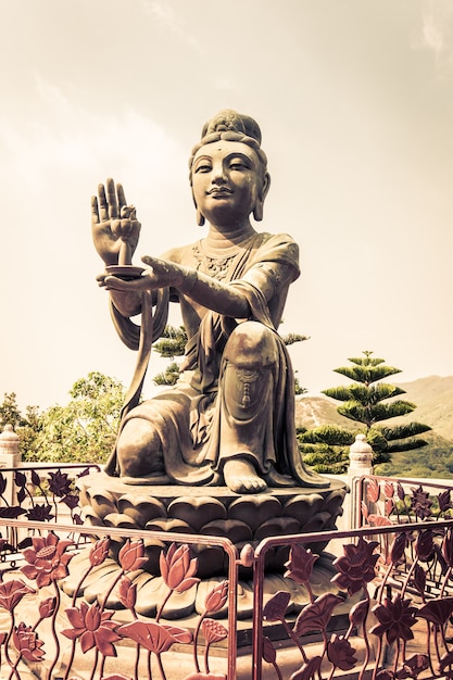 Isola di Lantau della statua a Hong Kong