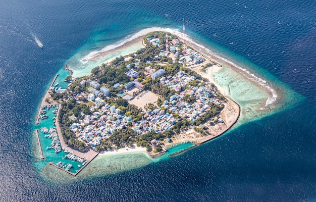 Isola di Villingili nell'atollo di North Male delle Maldive.