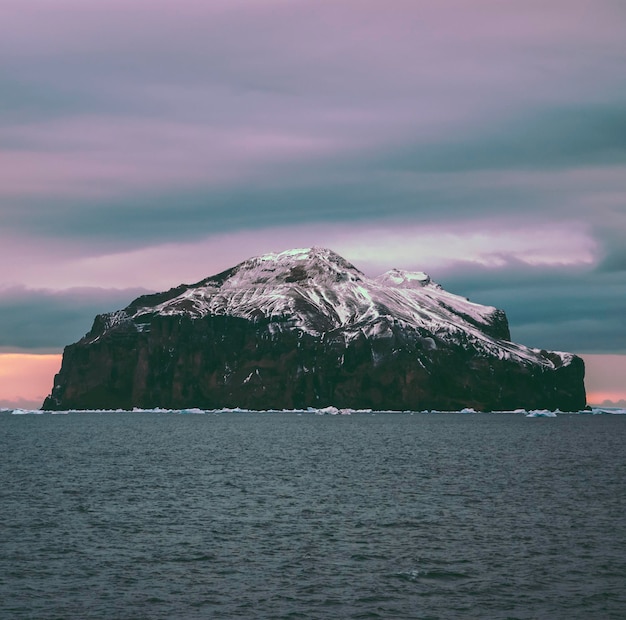 Isola Paulet paesaggio antartico polo sud Antartide