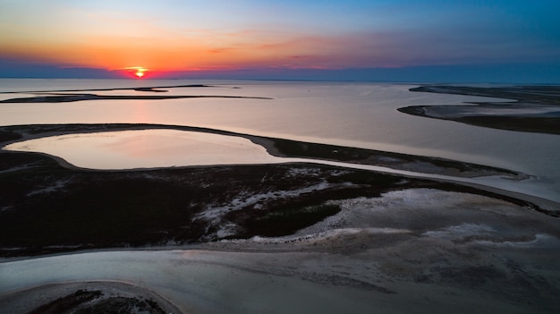 Isole insolite sul lago Sivash, veduta aerea