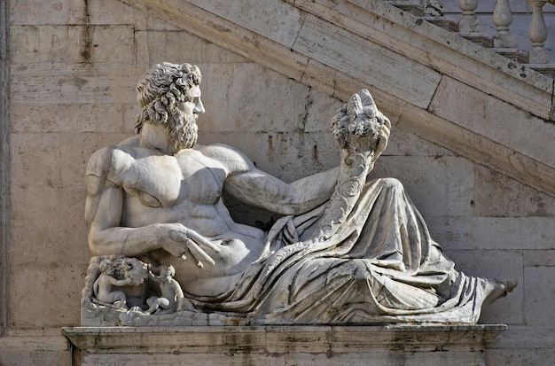 Italia, Roma, Piazza del Campidoglio, statua romana