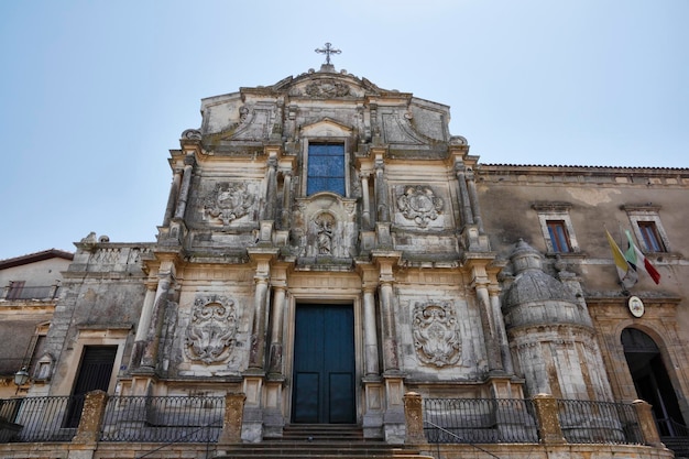 Italia Sicilia Città di Caltagirone Provincia di Catania S Francesco d'Assisi Chiesa facciata del XIII secolo