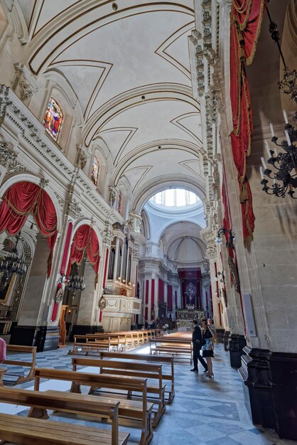Italia, Sicilia, Ragusa Ibla; 28 giugno 2018, gli interni della cattedrale barocca di San Giorgio - EDITORIALE