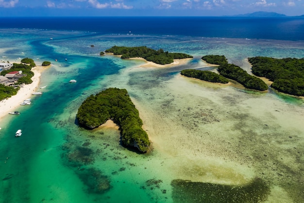 Kabira Bay nell'isola giapponese di ishigaki