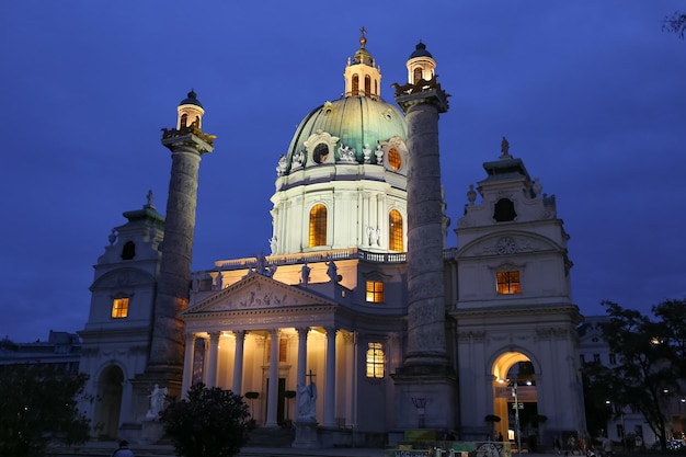 Karlskirche Chiesa di San Carlo a Vienna Austria