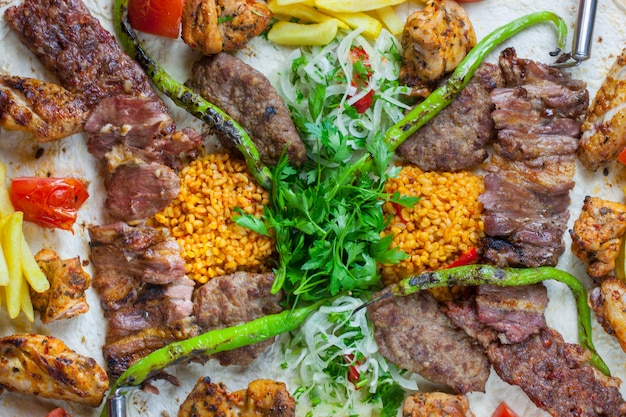 Kebab turco con diverse verdure