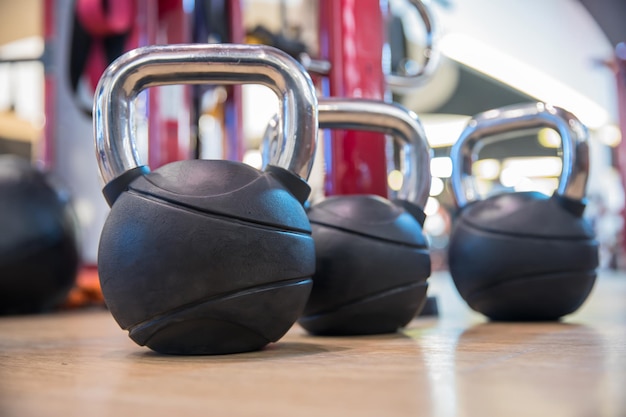 Kettlebell su rack in palestra