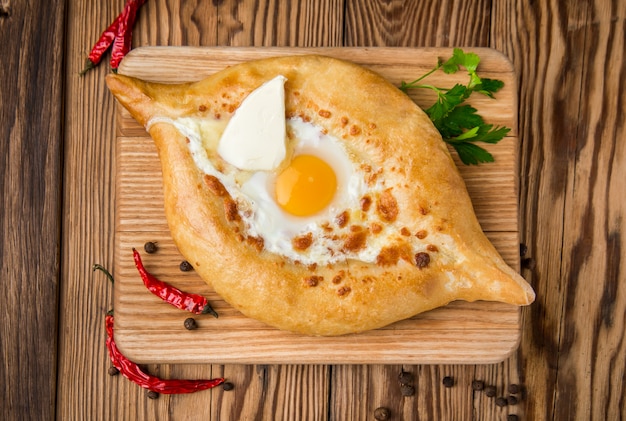 Khachapuri Ajarian si chiuda