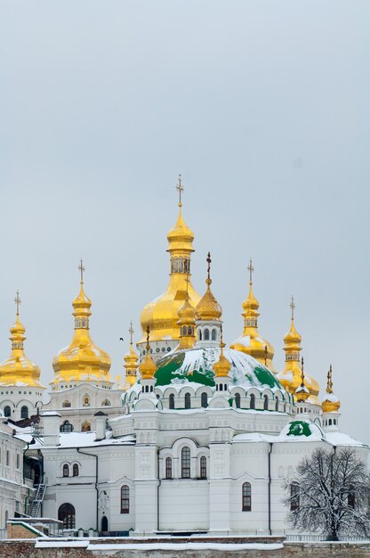 KievPechersk Lavra e neve in inverno