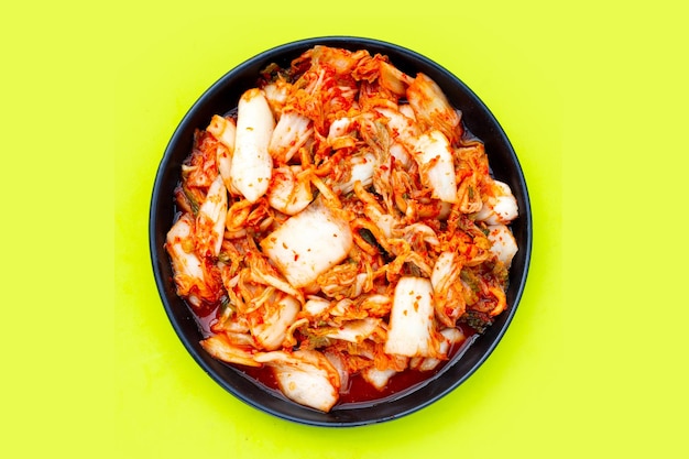 Kimchi piatto coreano di verdure fermentate piccanti