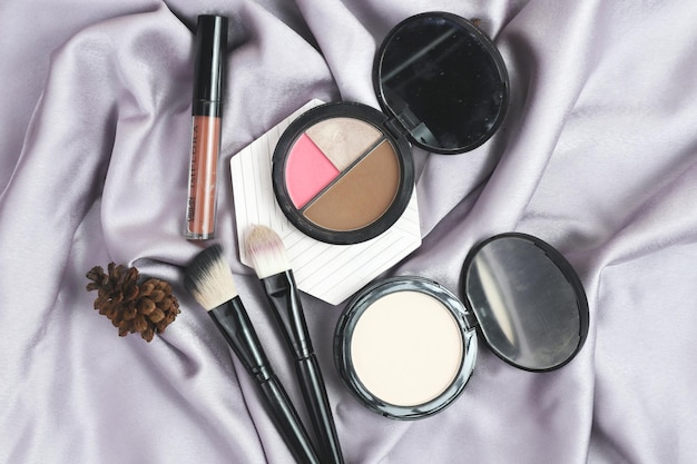 Kit per il trucco Cosmetici gratuiti Foto