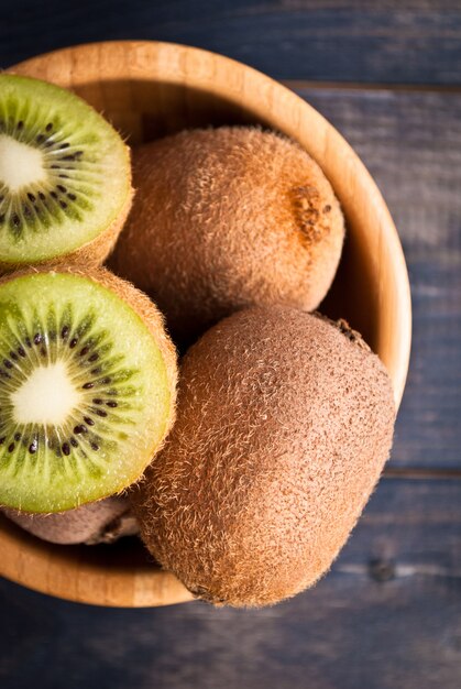 Kiwi in una ciotola