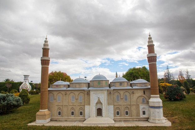 Konya - Turchia, 19 novembre 2022, miniature realistiche in Konya 80 Binde Devr-i Alem Parki.