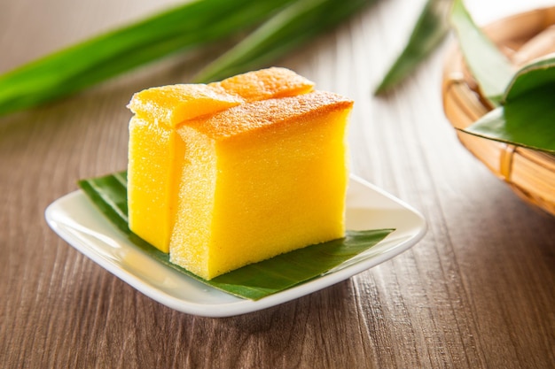 Kuih Bingka Ubi torta dolce da dessert tradizionale malese Nyonya