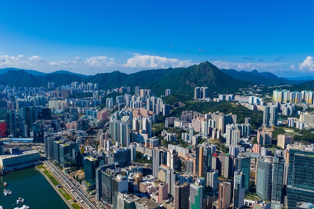 Kwun Tong, Hong Kong 06 settembre 2019: Drone sorvola la città di Hong Kong