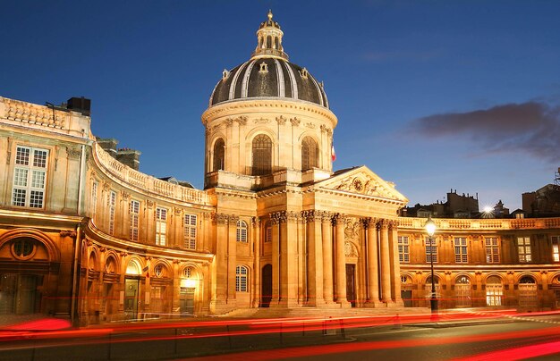 L'Accademia di Francia di notte Parigi Francia