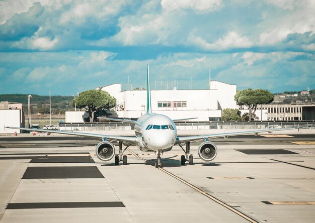 L'aereo all'aeroporto