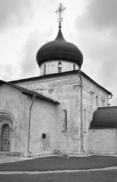 L'antica cattedrale di San Giorgio