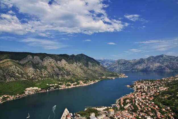 L'antica città di Cattaro sulla costa adriatica, Montenegro