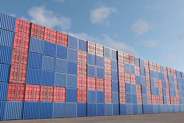L'iscrizione Cargo da container rossi e blu impilati in un terminalport