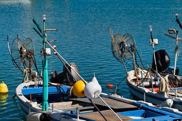 L'Italia, Sicilia, Marina di Ragusa, barche da pesca nel porto