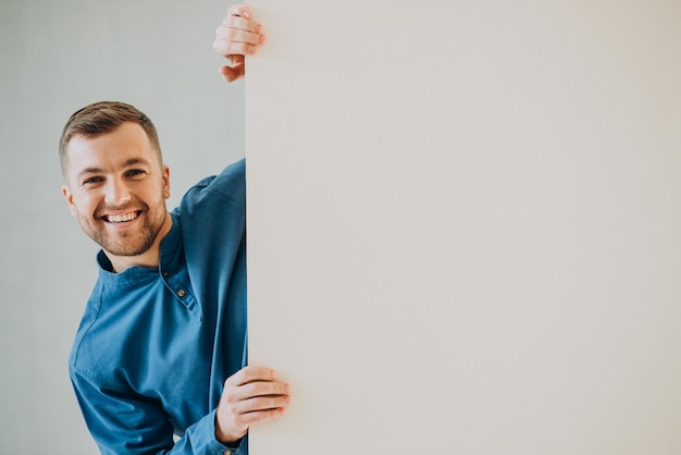 L'uomo ha isolato i gesti che mostrano le emozioni e terminano i gesti