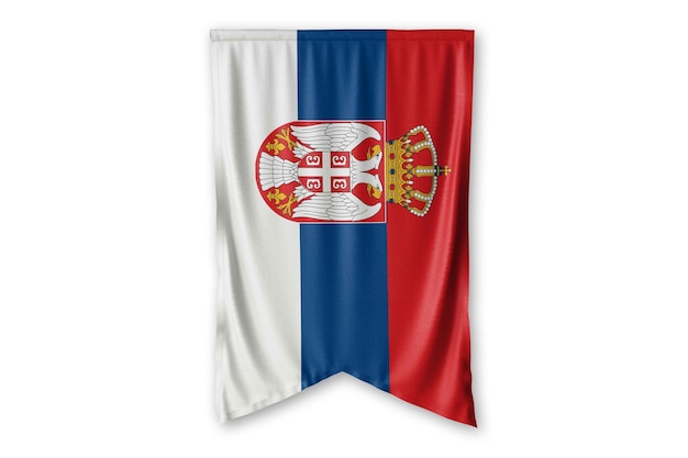 la bandiera della serbia è appesa a un'immagine di sfondo del muro bianco