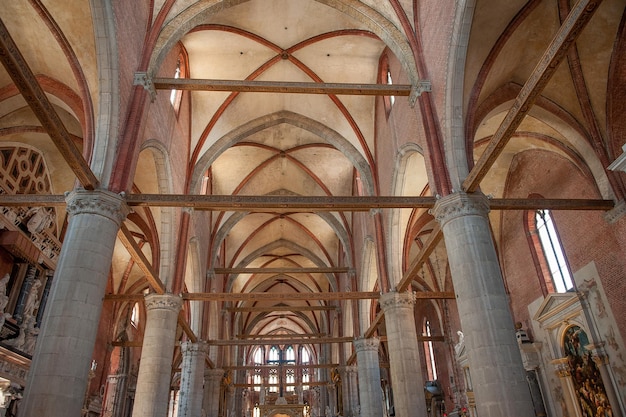 La basilica di Santa Maria Gloriosa dei Frari detta comunemente solo dei Frari è la più grande delle chiese di Venezia