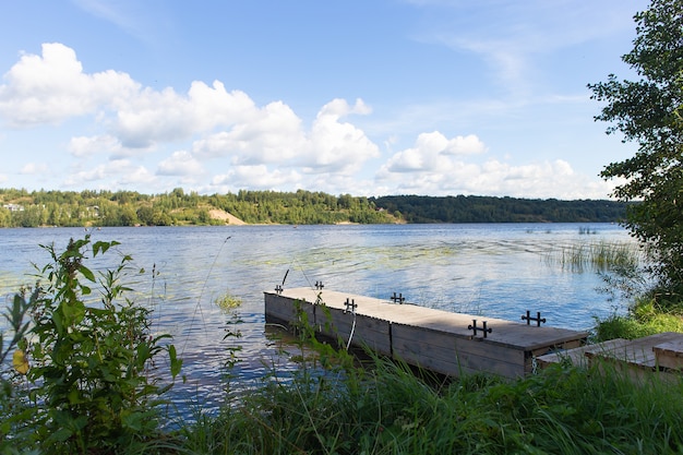 La bellissima vista sul fiume, natura pittoresca