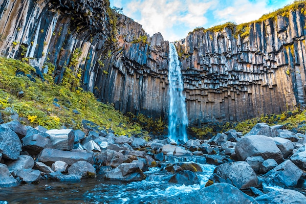 La cascata di Svartifoss, la cascata più bella dell'Islanda meridionale