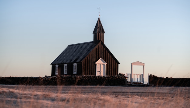 La chiesa nera di Budir in Islanda