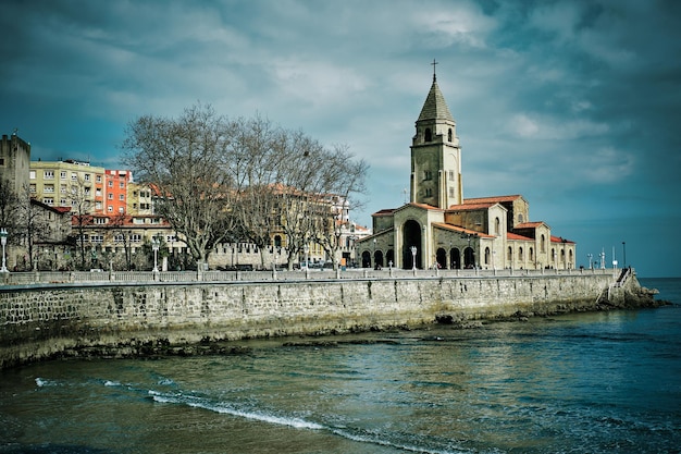 La città di Gijón Asturie España