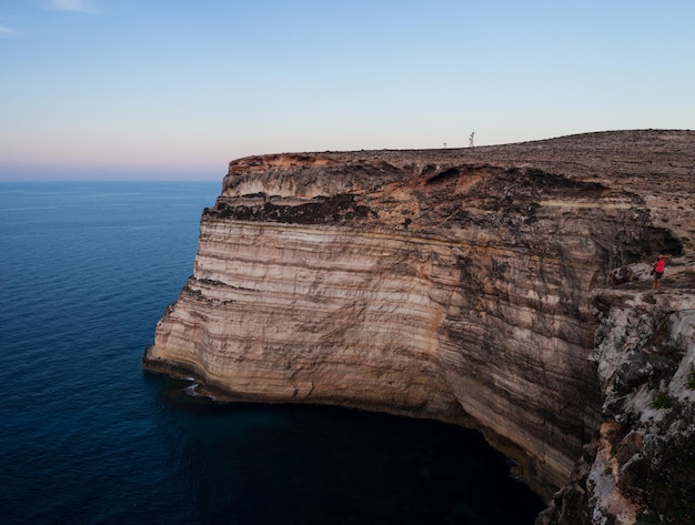 La costa della scogliera di Lampedusa