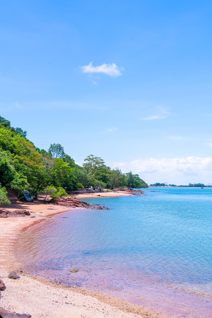 La Costa Rosa o Lan Him Chomphu a Chanthaburi in Thailandia