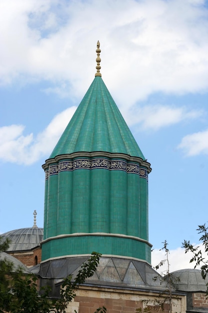 La cupola verde della tomba di Rumi a Konya