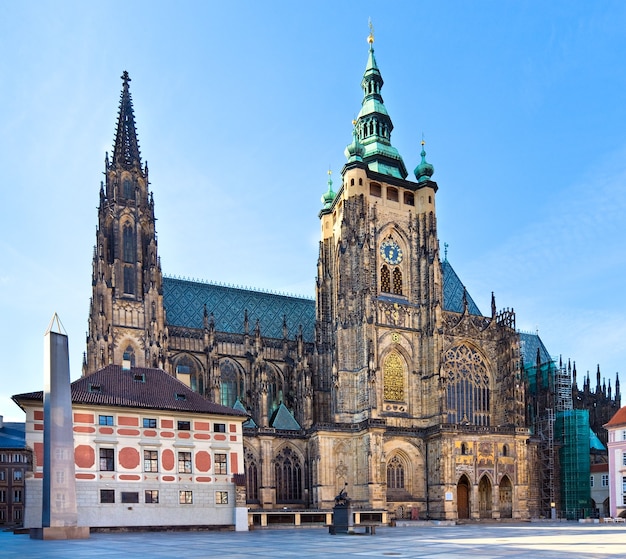 La facciata sud della Cattedrale di San Vito a Praga, Repubblica Ceca