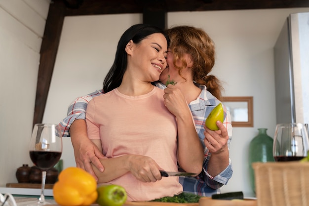 La famiglia Lgtbiq si gode la vita insieme