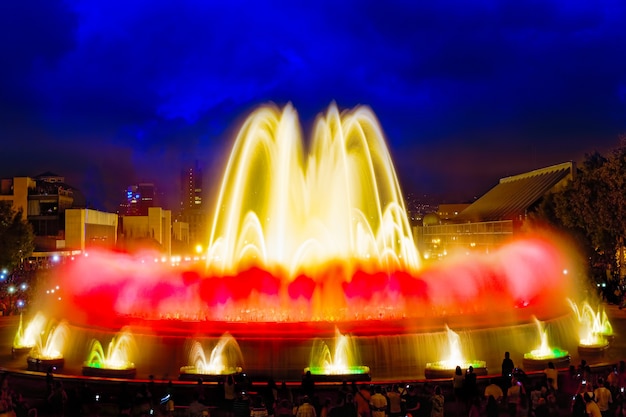 La famosa Fontana di Montjuic a Barcelona.Spain.