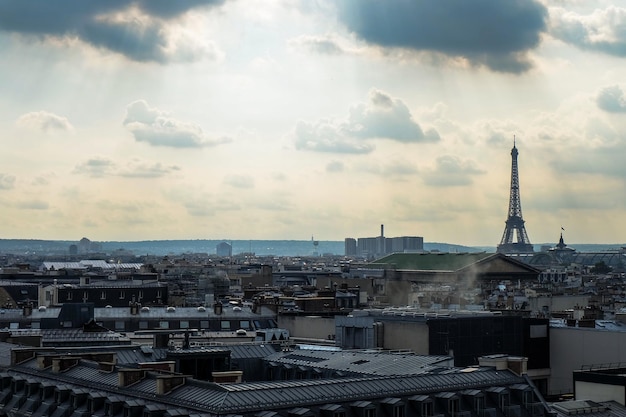 La foto della Torre Eiffel è stata scattata dalle Galeries Lafayette Parigi settembre 2017