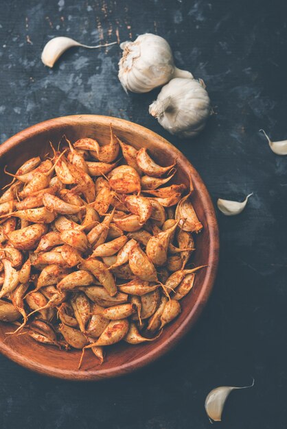 La frittura di aglio o Tala Hua Lahsun in hindi, è un popolare contorno o snack dal Maharashtra, India