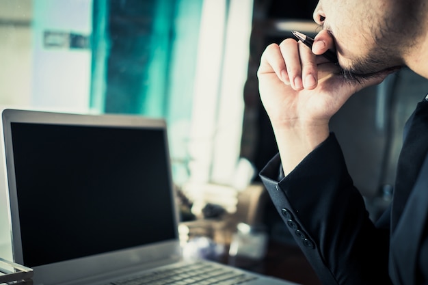 La gestione dello stress rende l&#39;uomo stanco