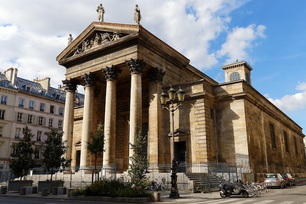 La Notre Dame de Lorette è una chiesa neoclassica nel 9° arrondissement di Parigi, Francia