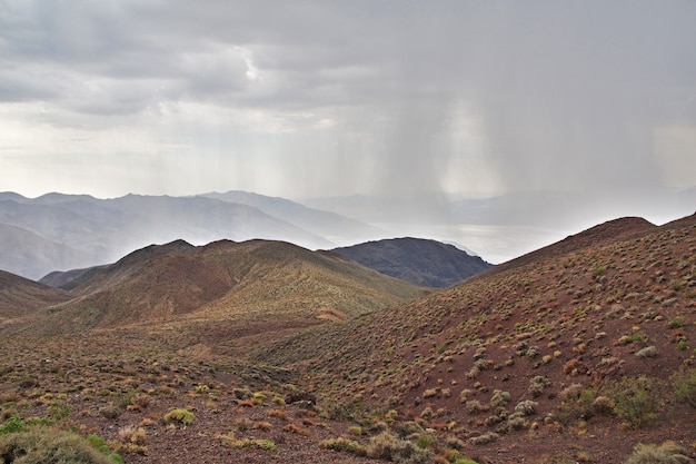 La pioggia nella Death Valley, California, USA