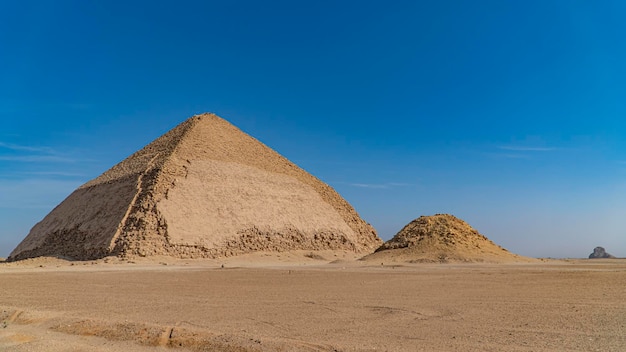 La piramide piegata Dahshur Egitto